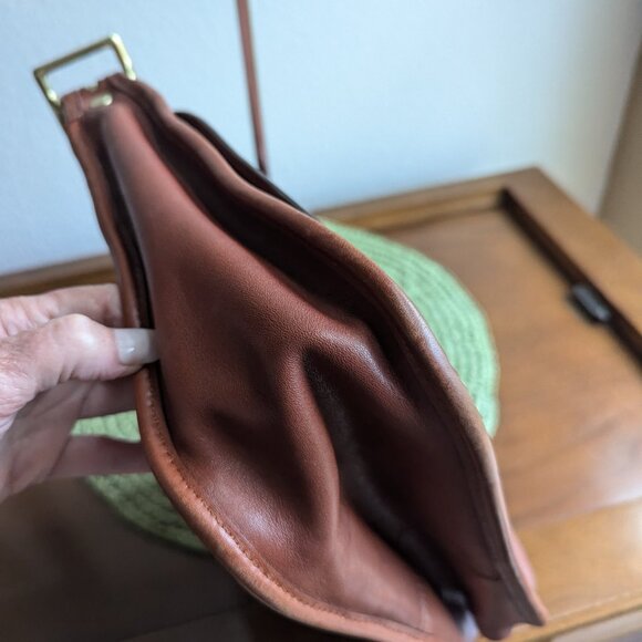 Coach Patricia Chestnut Leather Legacy Shoulder Bag D1276-19921 - Picture 4 of 11